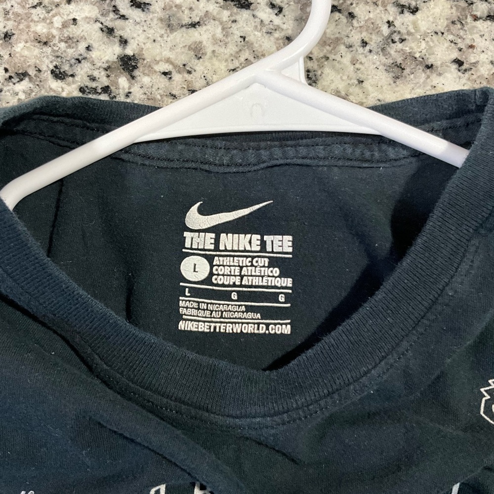UNC TARHEELS 2017 NCAA Men’s Basketball National Champs T-Shirt - Picture 5 of 5